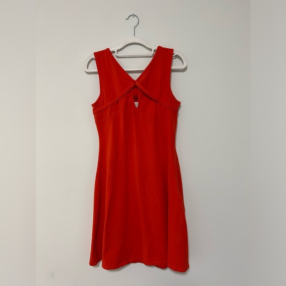 Mountain Hardwear Orange Active Dress - Picture 3 of 13